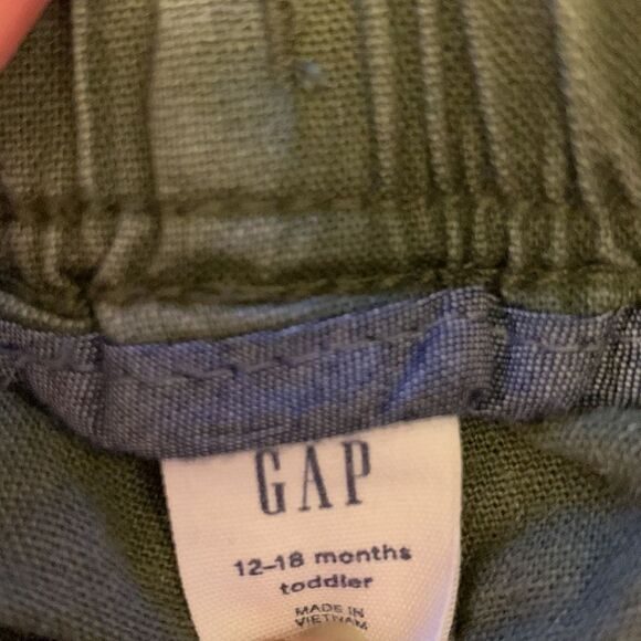 Gap size 12 to 18 mos cotton lightweight pants green roll up shorts summer - Picture 3 of 4